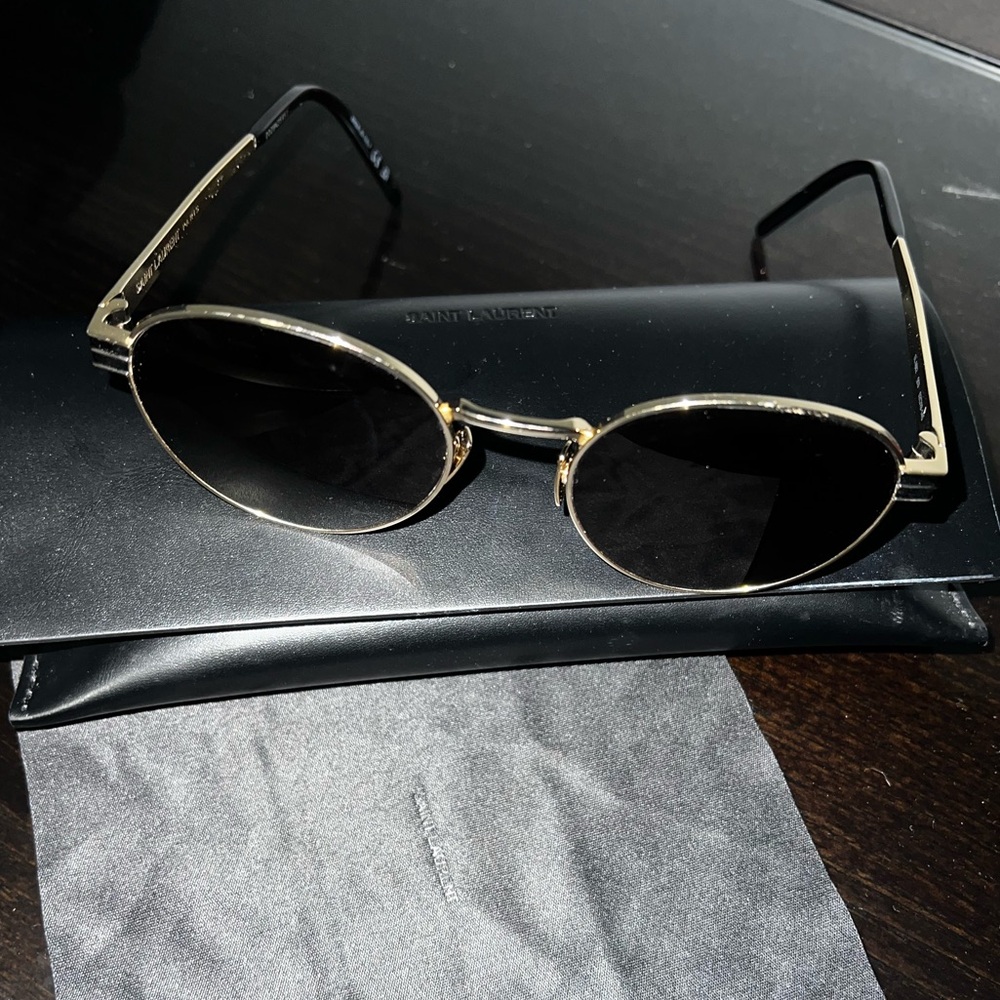 Saint Laurent SL M62 003 Gold & Black Sunglasses - Picture 4 of 7